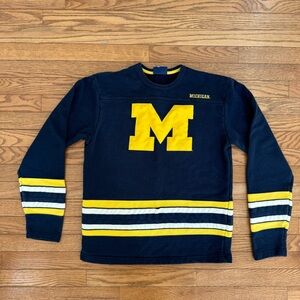 Vintage Champion Michigan Sweater with Bold Yellow and Navy Design
